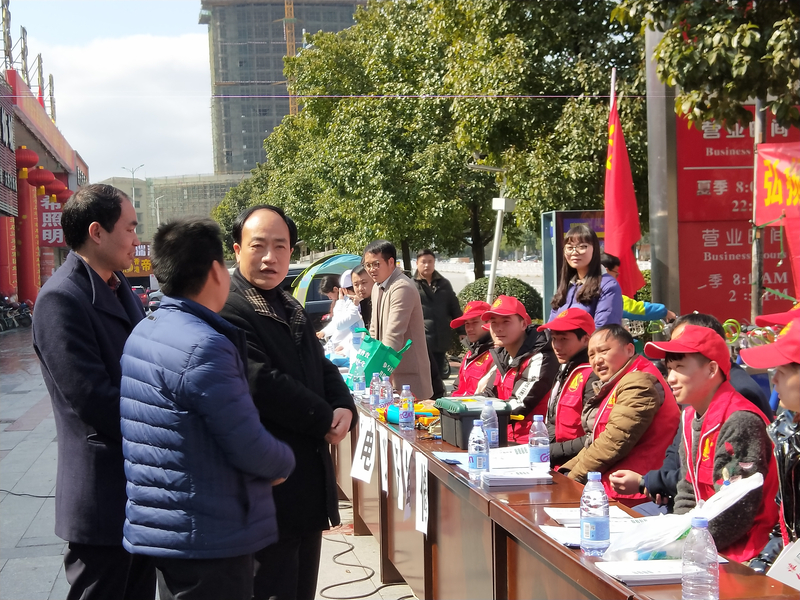 1551833950478009968.jpg 5 市委宣传部副部长、市文明办主任张中伟一行莅临现场指导.jpg